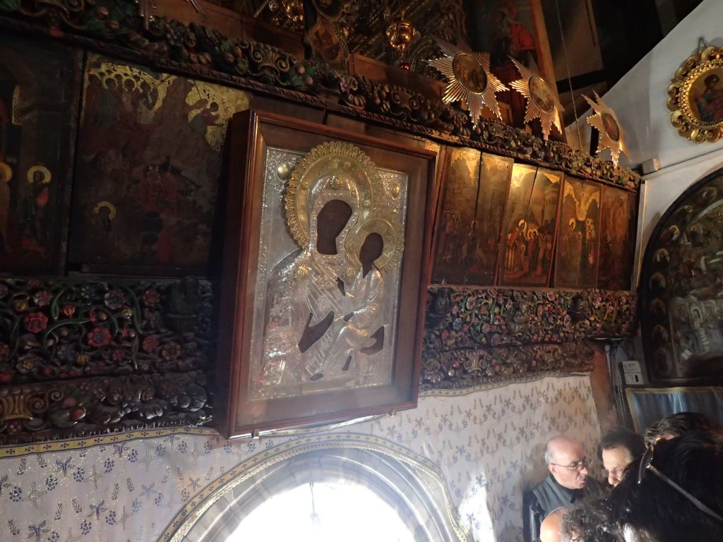 イエスキリストの生まれた洞窟の上に建てられた生誕教会（ベツレヘム）