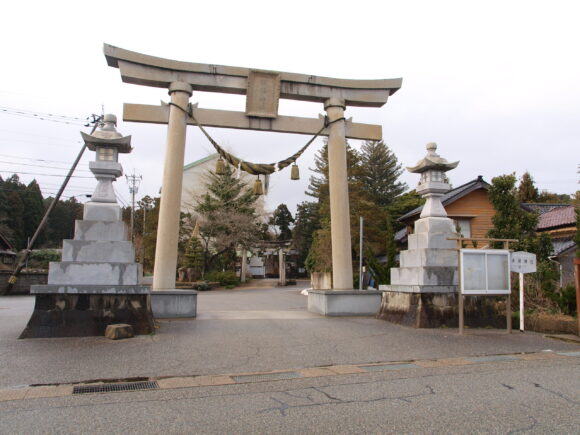 須須神社（高座宮）の鳥居