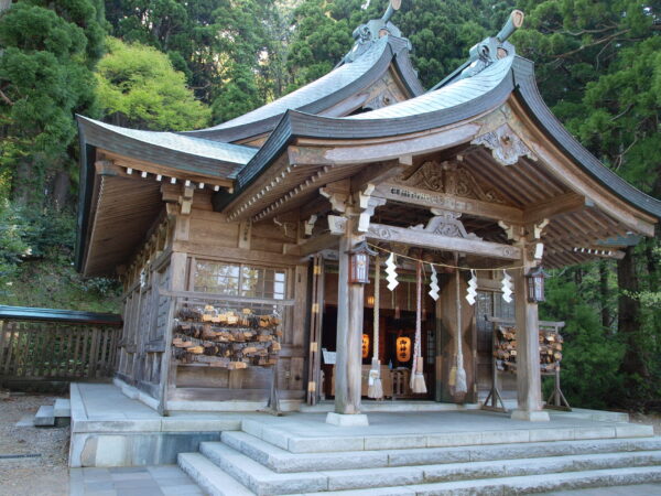 真山神社