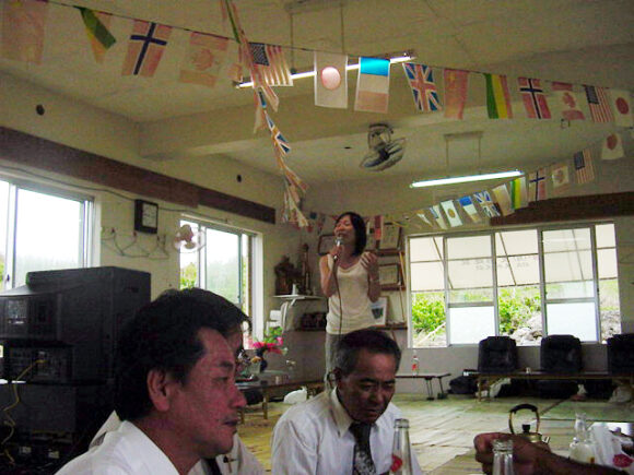 熱唱中　マジャムトゥにて