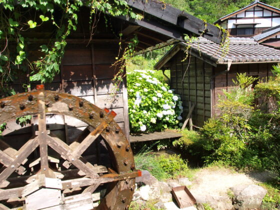 妻籠宿の水車