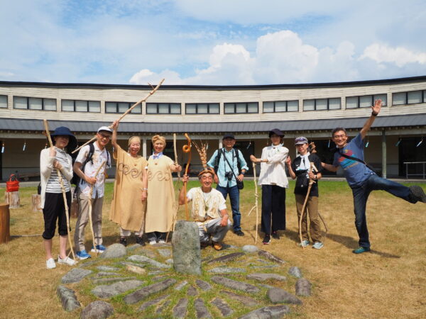 集合写真、ストーンサークル館にて