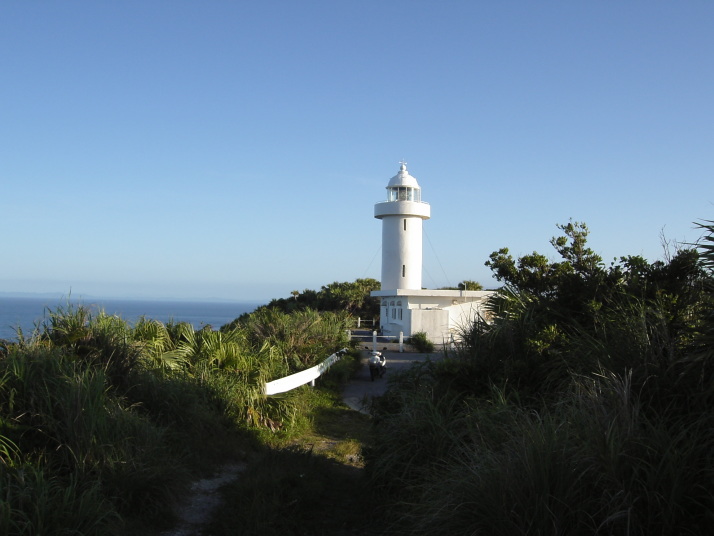 伊平屋島の灯台